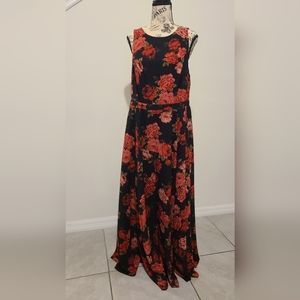 Torrid Red Rose Maxi